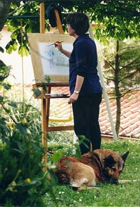 Emanuela che dipinge in giardino